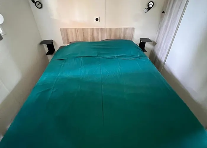 Mobil-home 3 De Buch Kamp alanı